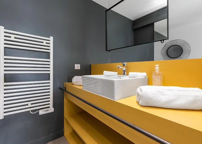 Village Naturiste R4n La Ad Ara * Agde